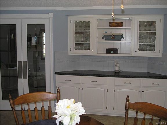 5th image of 11077 Lyndale Ln