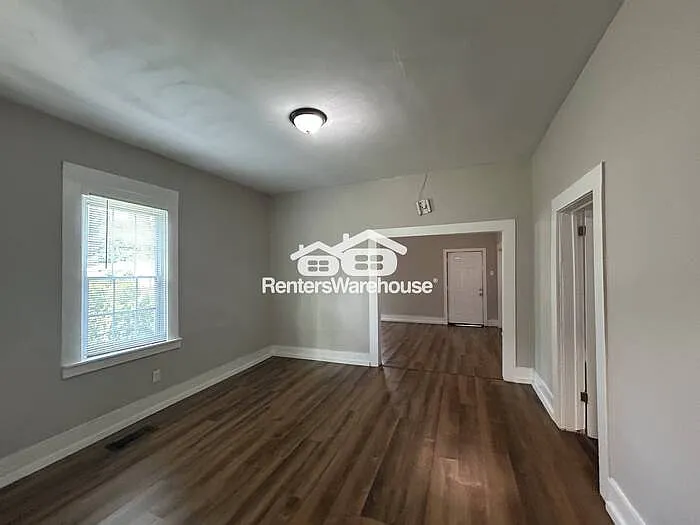 5621 Court H — Photo 6