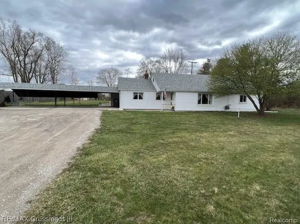 49241 Bemis Rd, Belleville, MI 48111