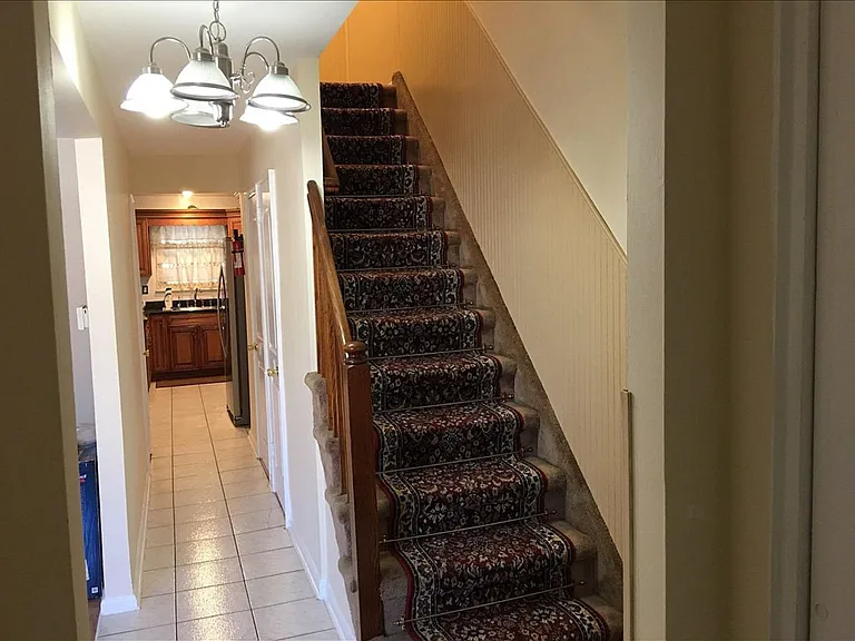1128 Lydig Ave #2 — Photo 5