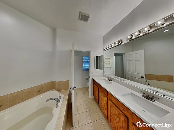 5th image of 1509 Travertine Ter