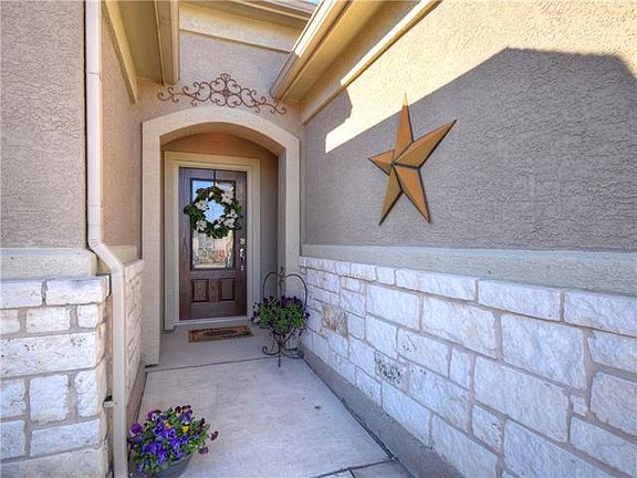 2nd image of 114 Old Blue Mountain Ln