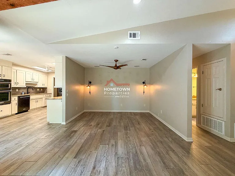 7707 Beechwood Dr — Photo 8