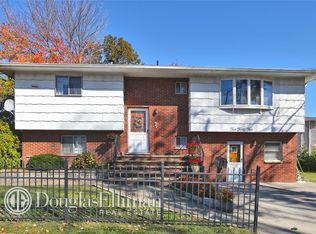 245 Hubbards Path, West Babylon, NY 11704