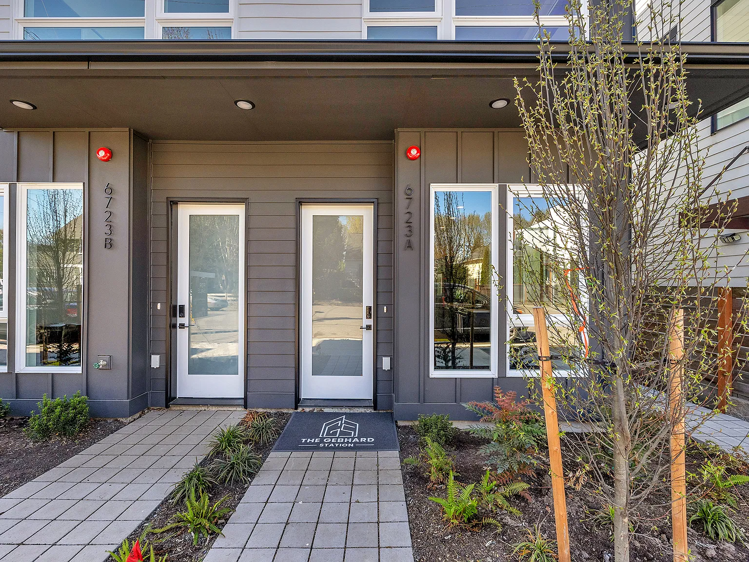 2 bed, 1050 sqft, $2,900 — Photo 4