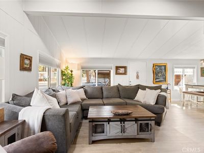475 Thrush Dr APT 9, Big Bear Lake, CA, 92315