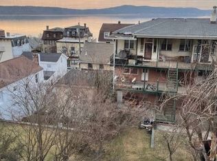 10 Tiernans Ln, Dobbs Ferry, NY 10522