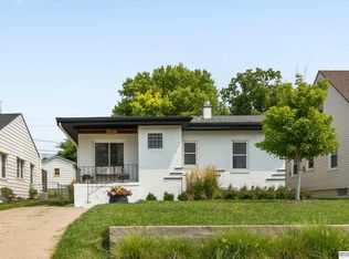 6454 Pierce St, Omaha, NE 68106