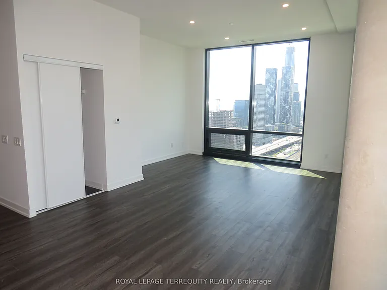 35 Parliament St #3304 — Photo 12