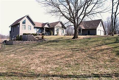 2nd image of 230 Willis Dr