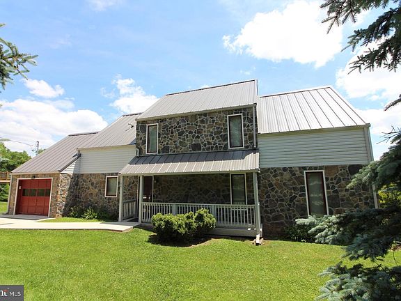 3rd image of 26 Lakeview Dr