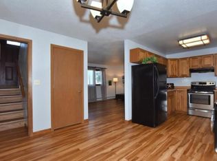 303 Droz Dr APT B, Fairbanks, AK 99701