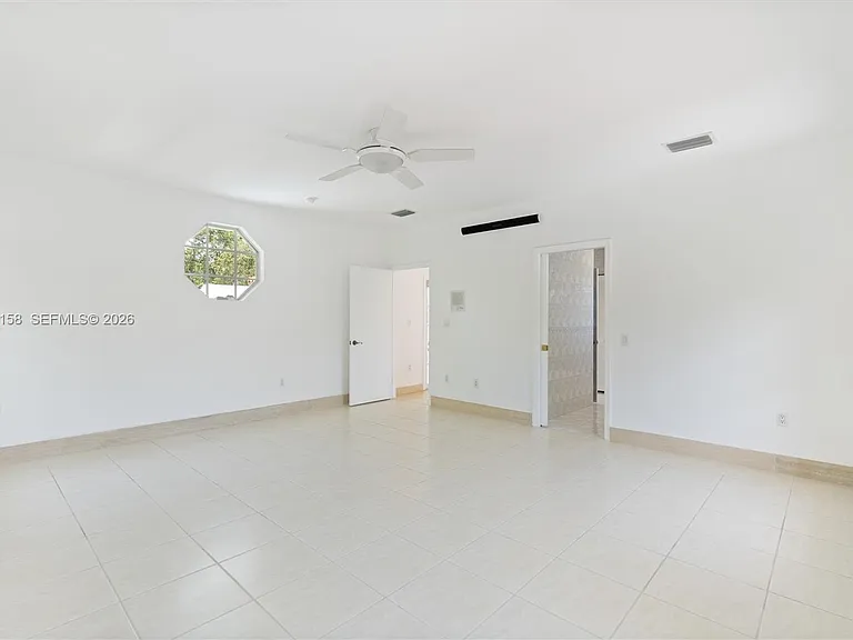 145 W Sunrise Ave — Photo 28
