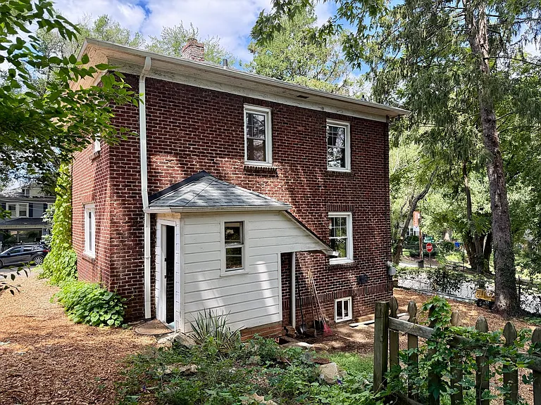 72 Buchanan Ave — Photo 35