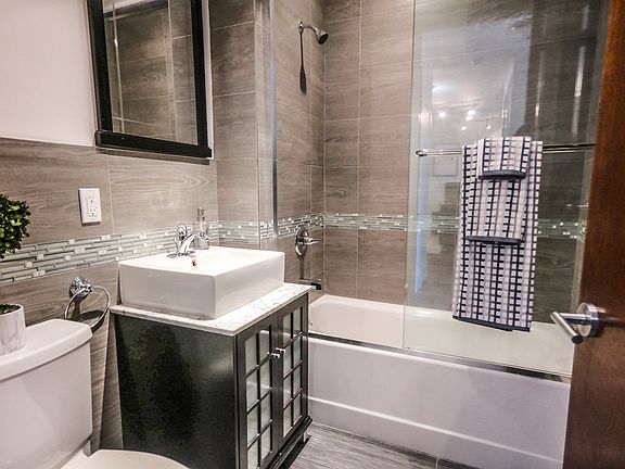 3rd image of 303 Stanhope St APT 5A