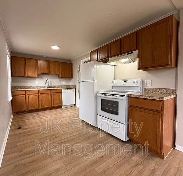 1716 6th St NW #1 — Photo 12