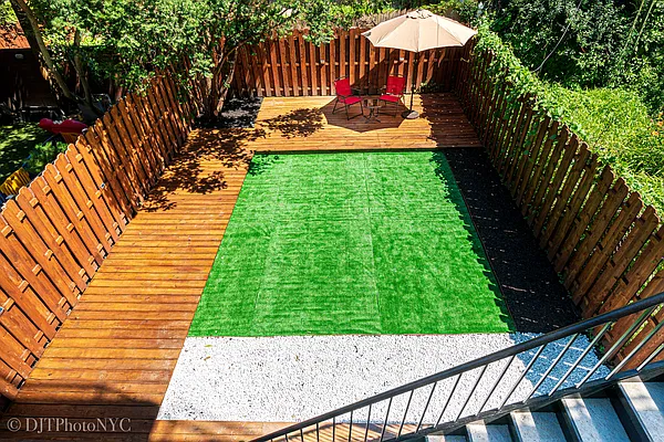 Rented by Douglas Elliman | media 24