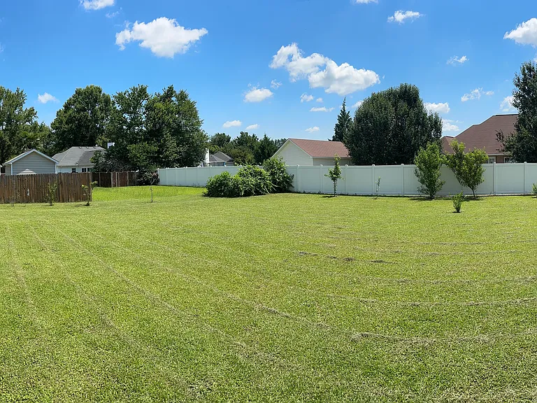 104 Elderberry Ct — Photo 20