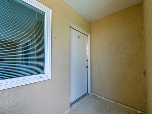 3rd image of 8740 Owensmouth Ave APT 15