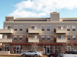 123 King St APT 200, Sun Prairie, WI 53590