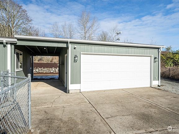 3rd image of 10015 129th Street Ct E