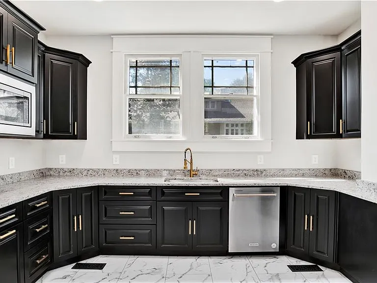 255 West St — Photo 20