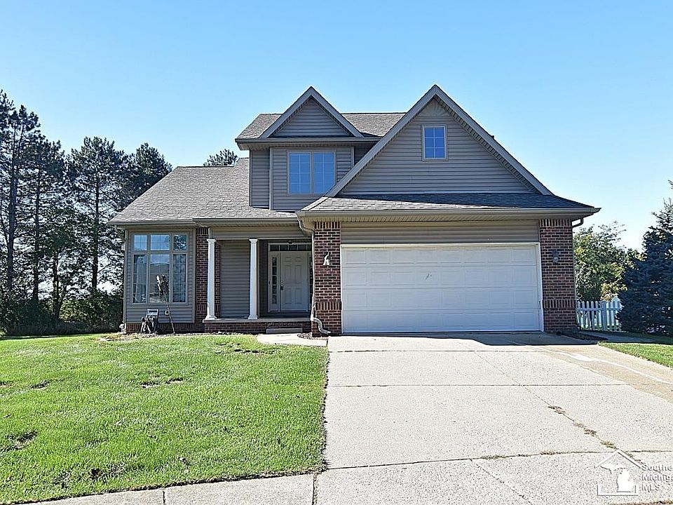 1st image of 108 Raisin Cir