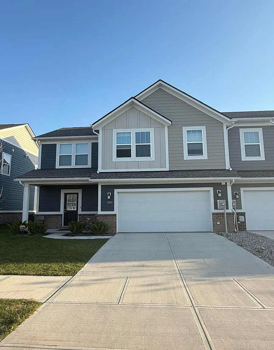 4 bed, 1803 sqft, $2,445 — Photo 2
