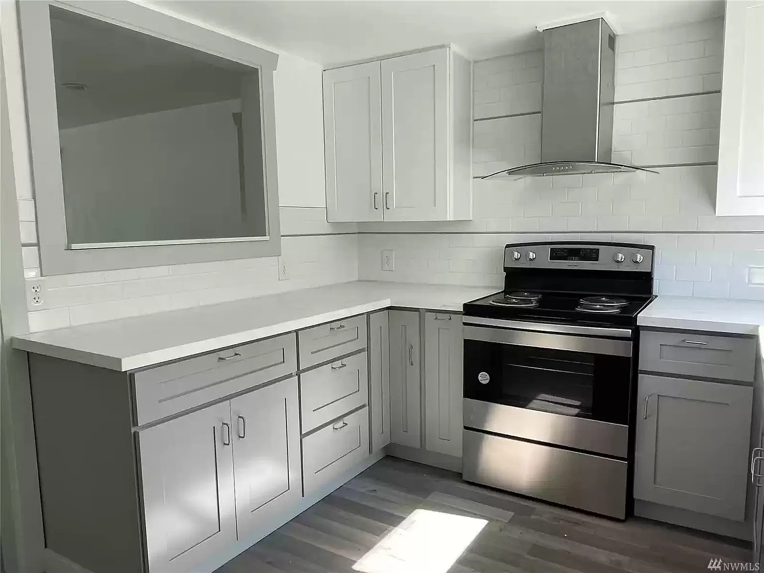 1507 Olympic Ave — Photo 3