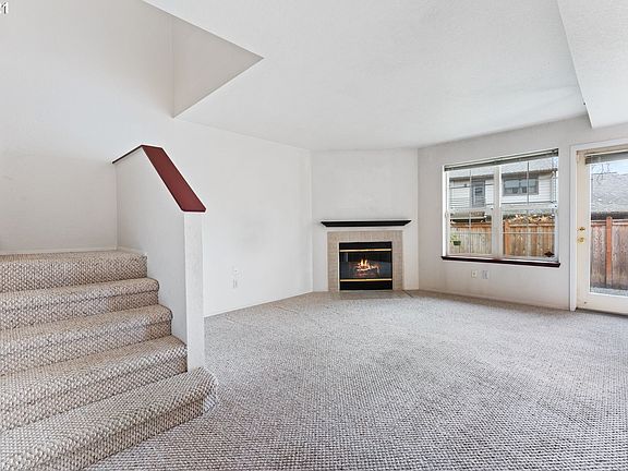 3rd image of 4701 NE 77th Ave APT 33