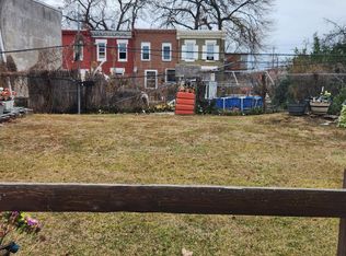 1305 W Auburn St, Philadelphia, PA