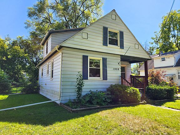 4th image of this home