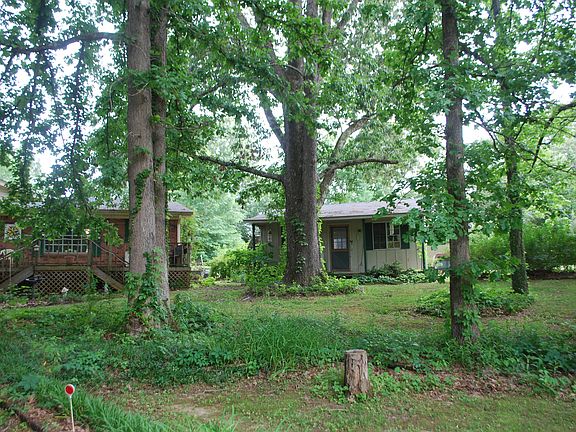 2nd image of 24 Sunny Wood Ln