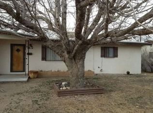 1814 Rincon St, Carlsbad, NM 88220