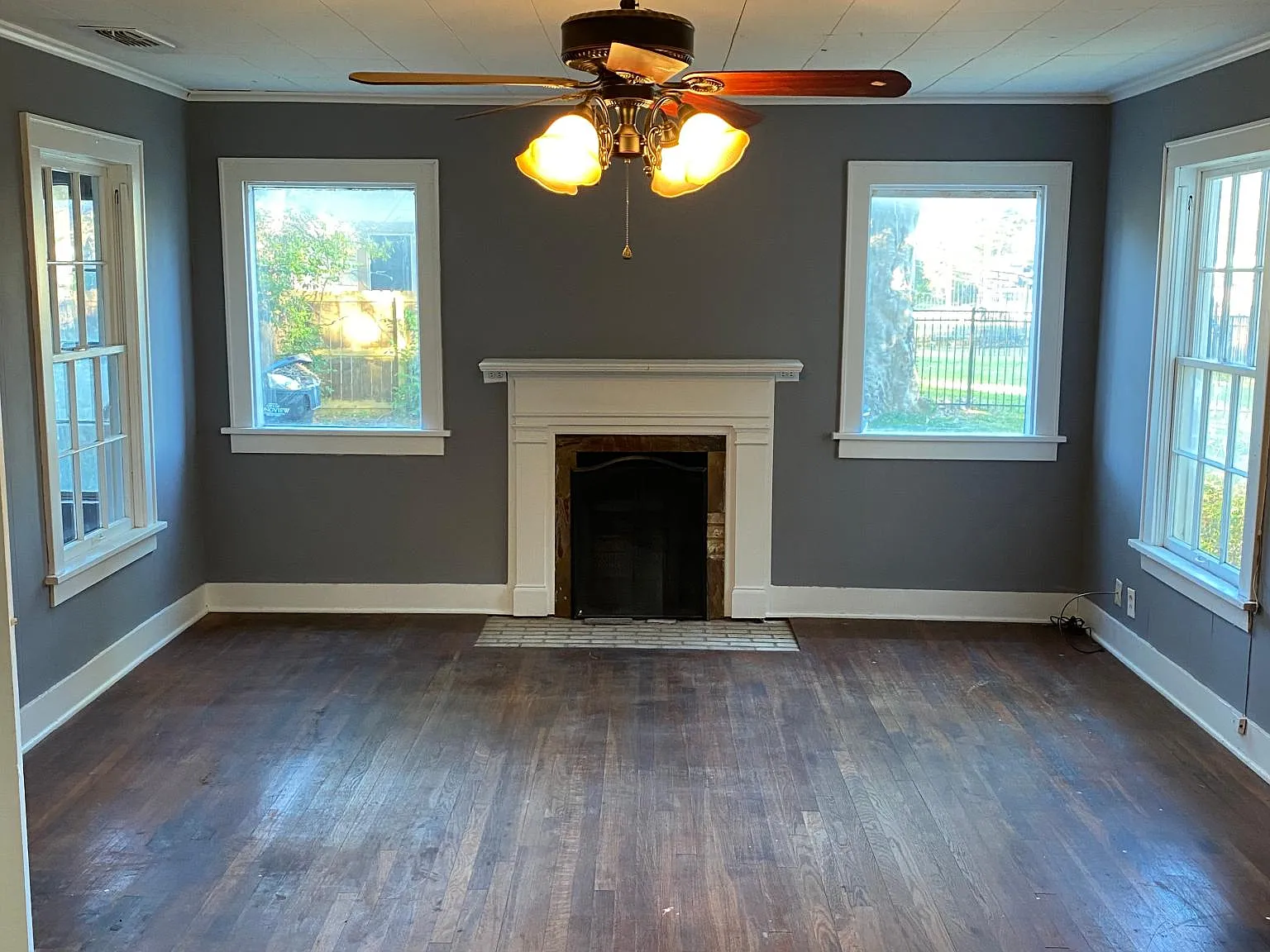 109 W Avalon Ave — Photo 2
