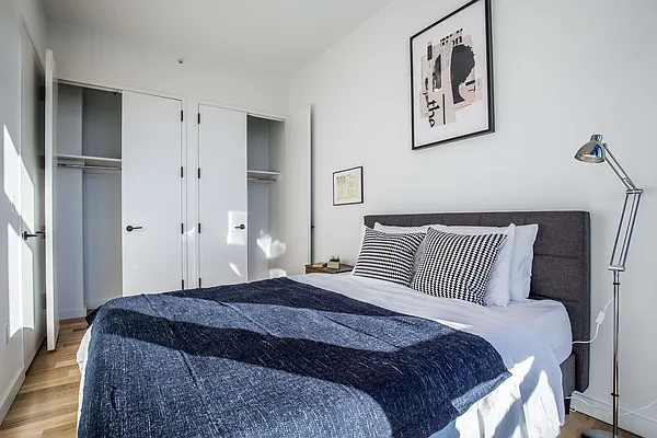 Rented by Nooklyn NYC LLC | media 62