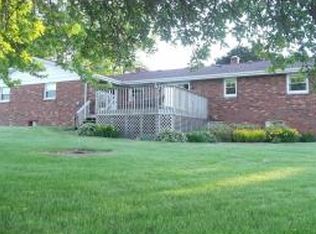 N8022 County Line Rd, Luxemburg, WI 54217