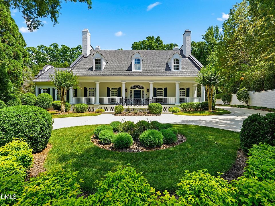 1st image of 105 Bronzewood Ct