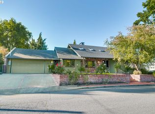 720 SW Hume St, Portland, OR 97219