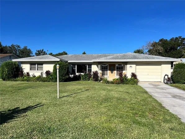 1881 15th St NW, Winter Haven, FL 33881