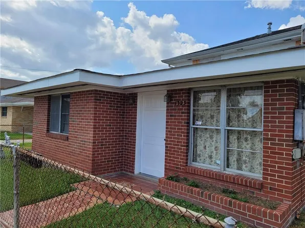 1325 Cook St, Gretna, LA 70053