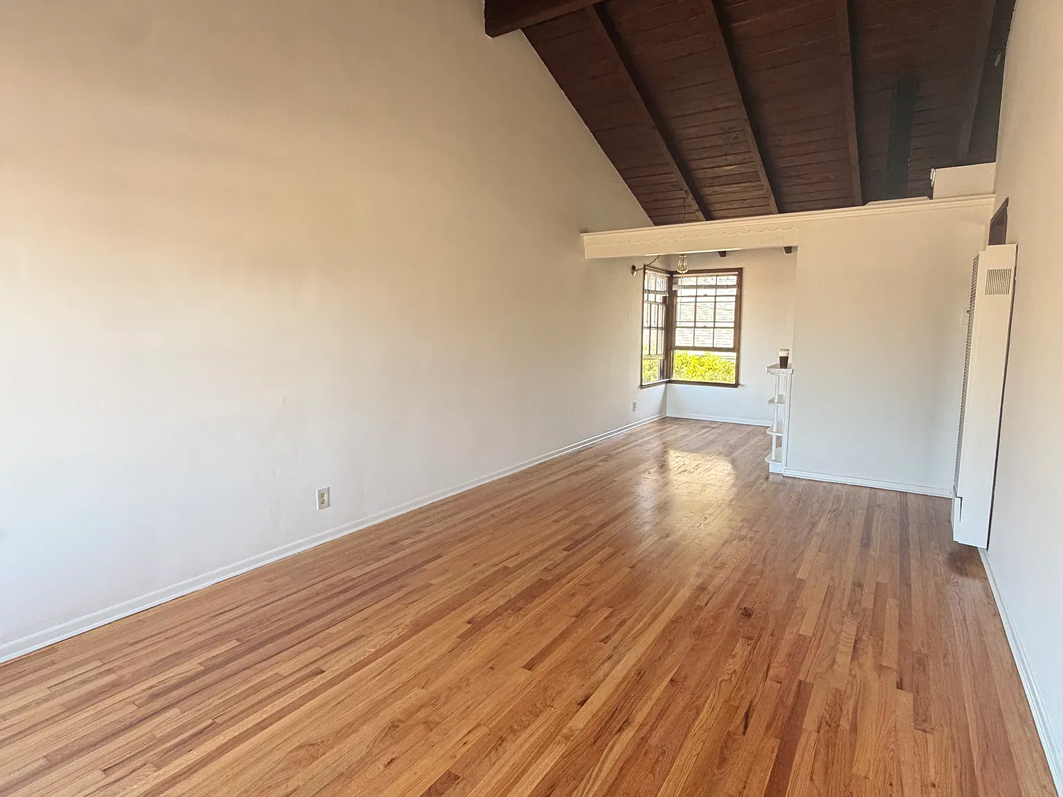 1 bed, 700 sqft, $2,900 — Photo 4