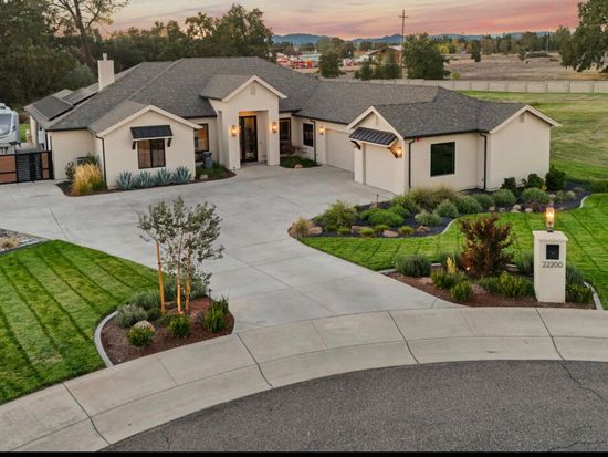 22200 Grand Estates Dr, Palo Cedro, CA 96073