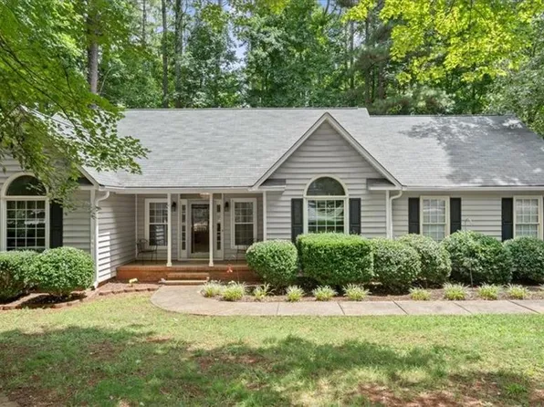 7183 Johns Point Ct, Liberty, NC 27298