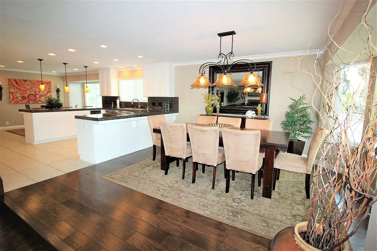 5611 Starboard Dr photo 1