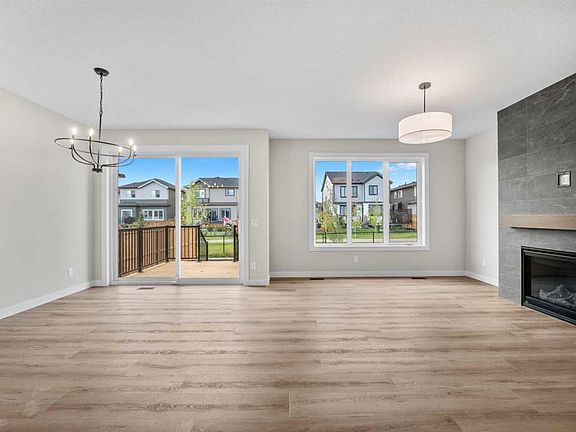 5th image of 116 E Quartz Cres