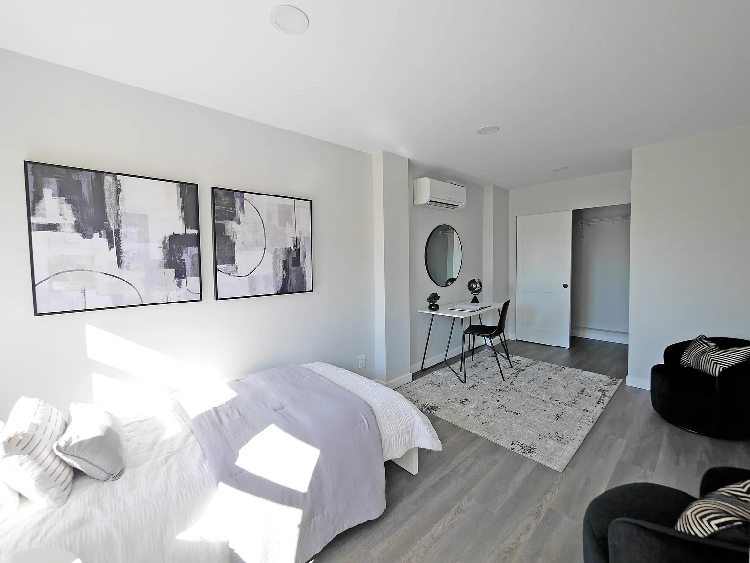 3 bed, 1000 sqft, $3,000 — Photo 1