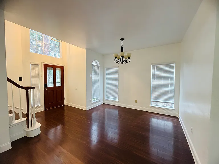 434 Moonlight Way — Photo 6