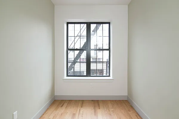 Rented by Nooklyn NYC LLC | media 24
