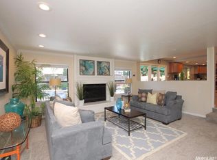 10 Oak Ranch Ct, Sacramento, CA 95831